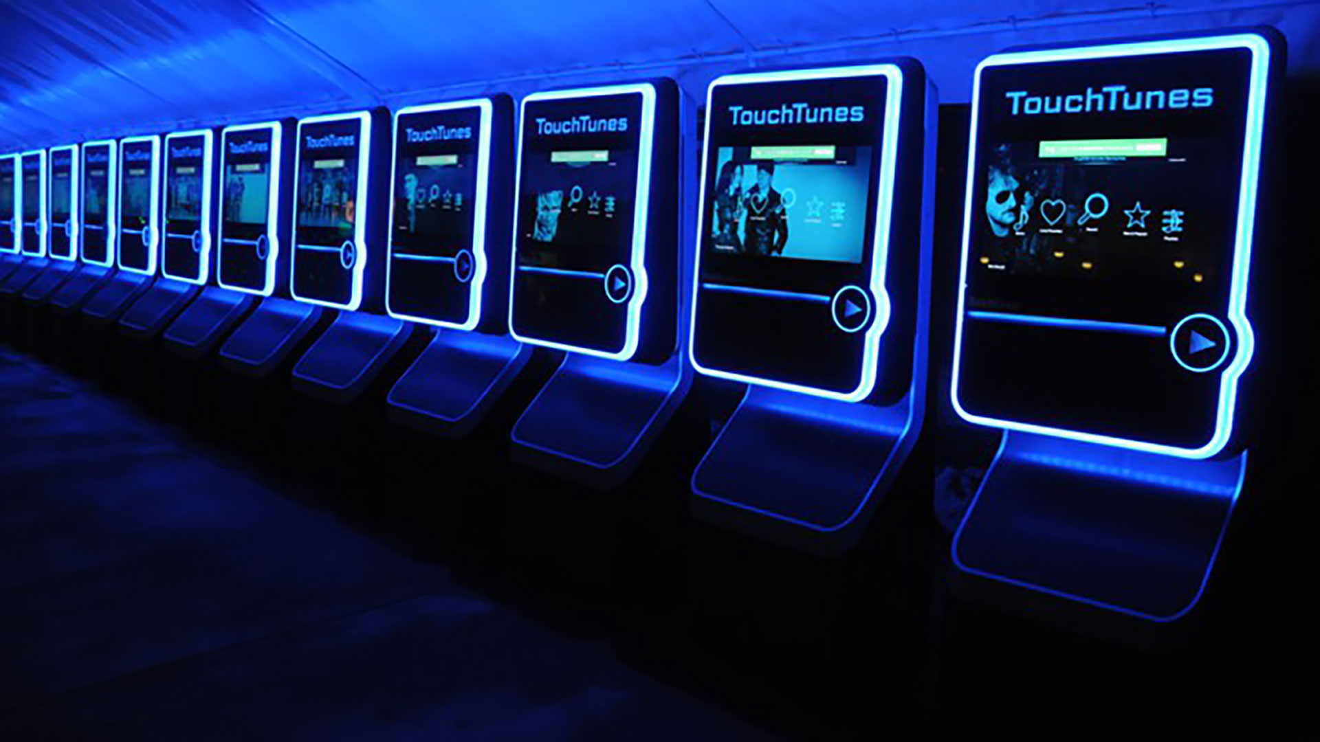 Touchtune downloading internet jukeboxes